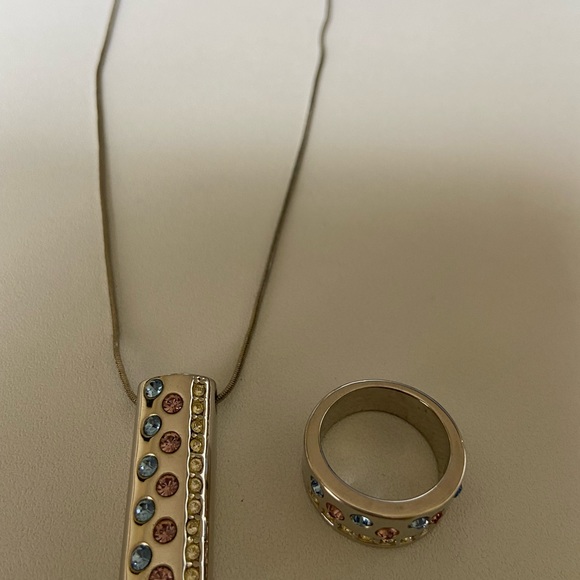NICE 18KTCH Necklace and Ring Set - Picture 5 of 11